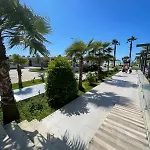 9 Qerret Albania Daire Golem (Tirana)