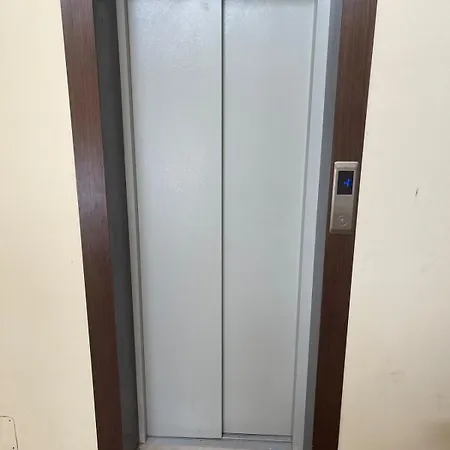 9 Free Private Parking Golem (Tirana)