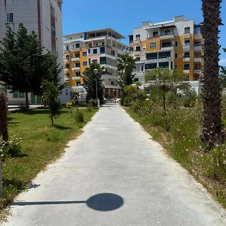 9 Free Private Parking *