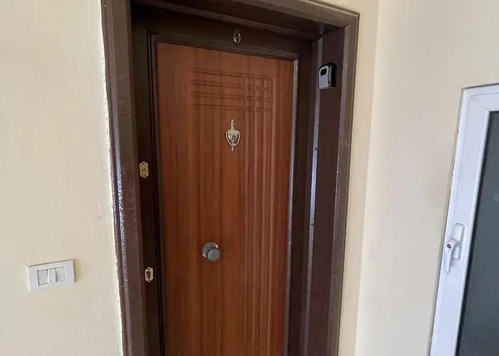 9 Qerret Albania * Golem (Tirana)